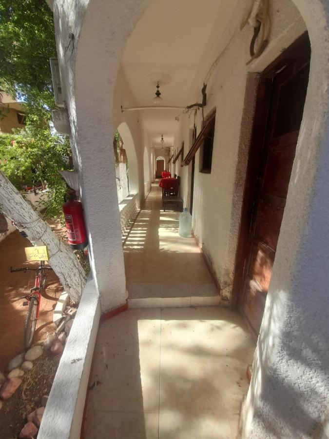 Fighting Kangaroo Camp Hotel Dahab Exterior photo