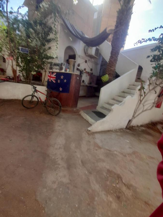 Fighting Kangaroo Camp Hotel Dahab Exterior photo