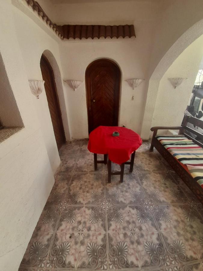 Fighting Kangaroo Camp Hotel Dahab Exterior photo